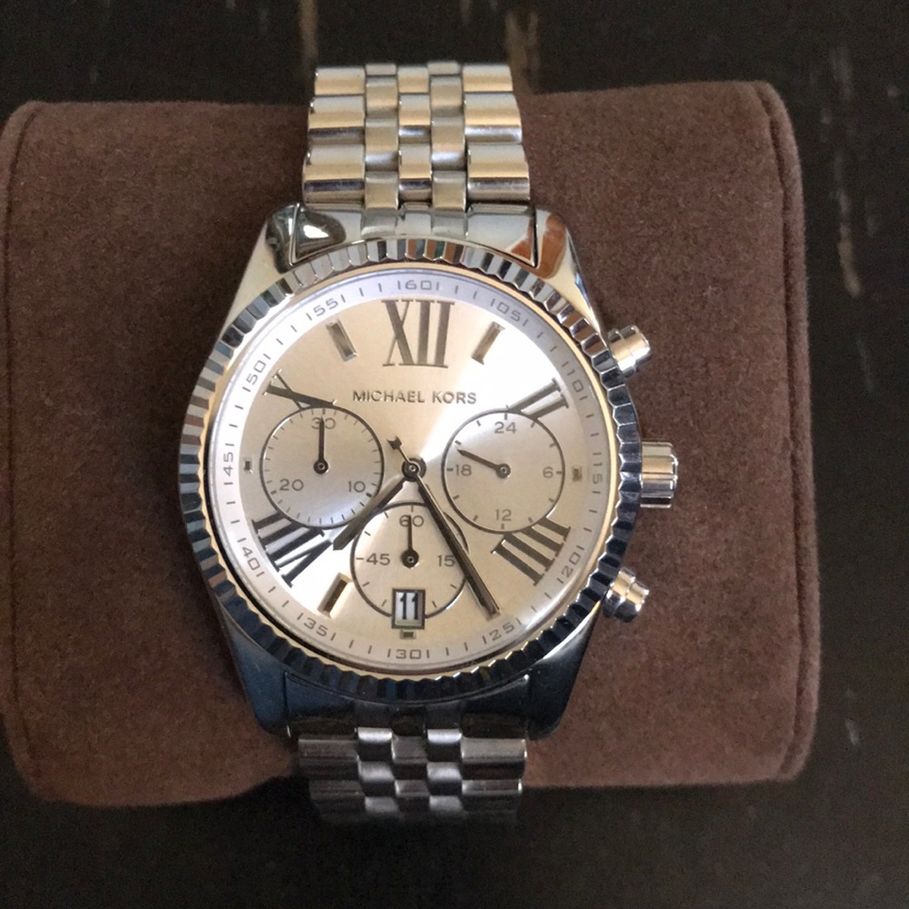 Michal Kors Silver Watch